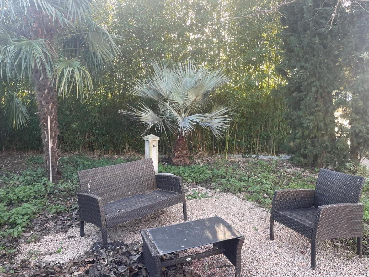 Maison T 2 Meuble Confort Proche Aeroport Apartment Pusignan