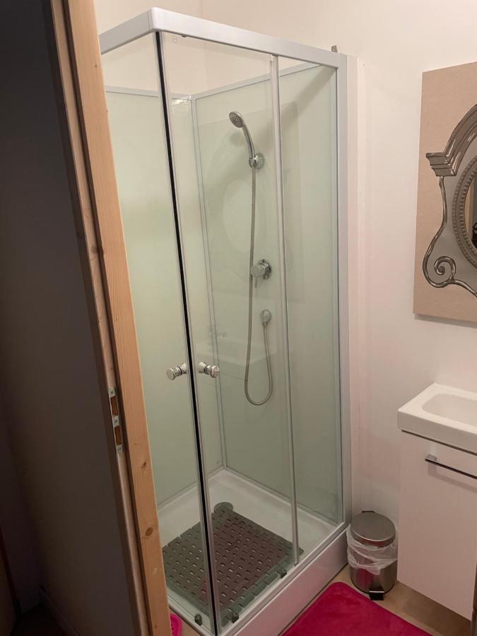 Apartment Maison T 2 Meuble Confort Proche Aeroport Pusignan