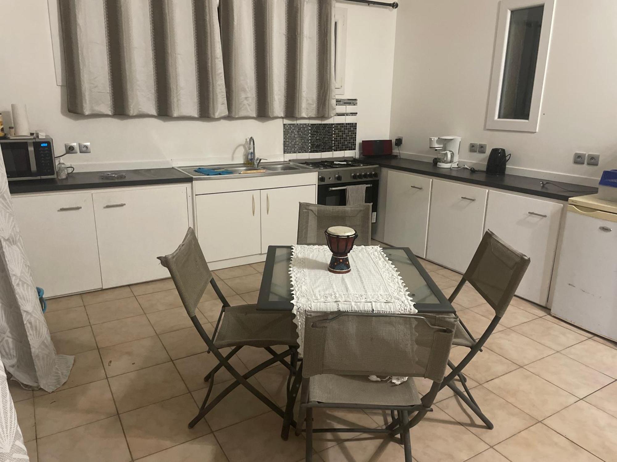 Maison T 2 Meuble Confort Proche Aeroport *